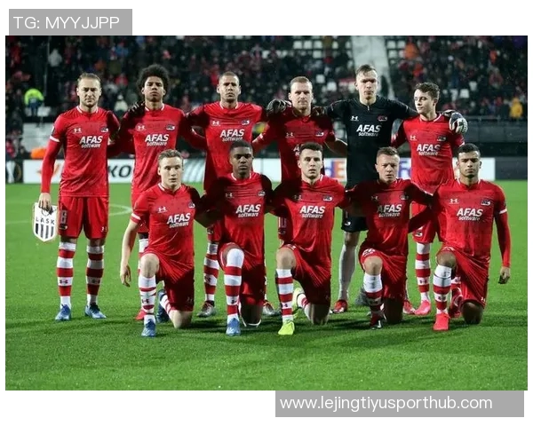 阿贾克斯与荷兰足协联合声明将严查烟花燃放者并实施相应处罚措施